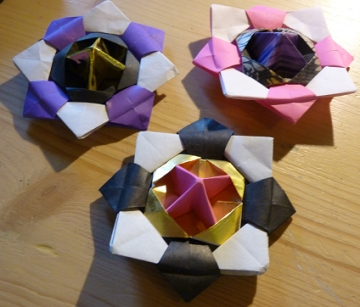 Kikinuts, REF - Origami Modulaire : Toupies 3 Pièces