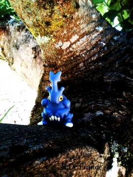Dans l'arbre.